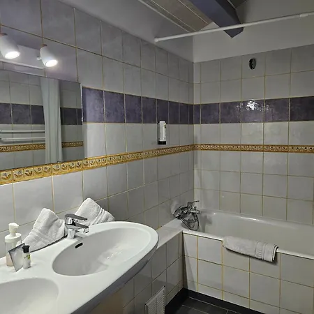 Hôtel Le Mont Barral Creyers Extérieur photo