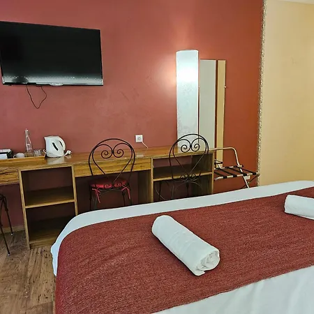 Hôtel Le Mont Barral Creyers Extérieur photo