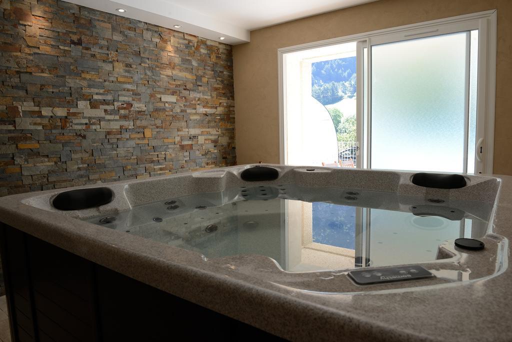 Le Mont Barral Hotel 3*