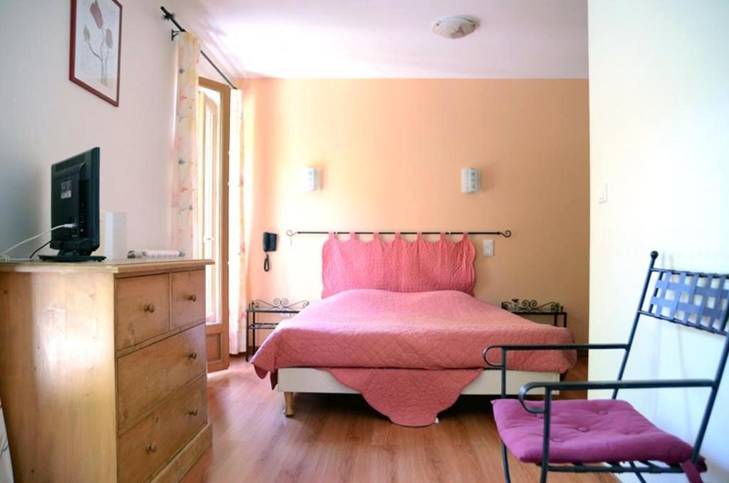 Le Mont Barral Hotel Creyers