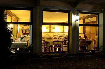 Le Mont Barral Hotel